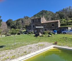 A louer MAISON  DE MAîTRE  AULAS