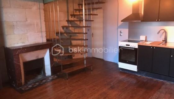 A louer APPARTEMENT T3 96 M2  BORDEAUX