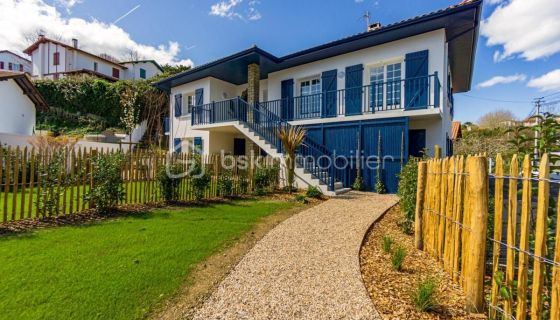 A louer APPARTEMENT NEUF T4 120 M2 TERRASSE  SAINT JEAN DE LUZ