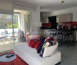 A louer APPARTEMENT T3 66 M2 TERRASSE BORD DE MER LATTES