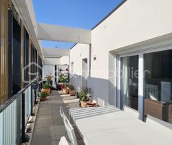 A louer APPARTEMENT DE PRESTIGE T5 101 M2 TERRASSE  CASTELNAU LE LEZ