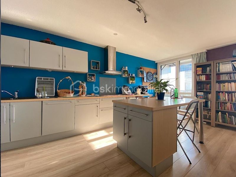 A louer APPARTEMENT T4 83 M2  PESSAC