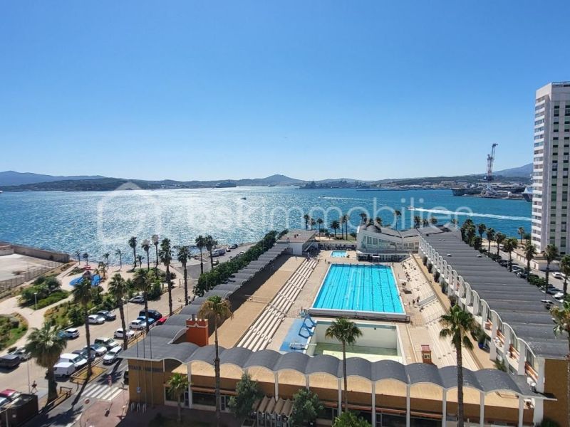 A louer APPARTEMENT T4 90 M2 VUE MER TOULON