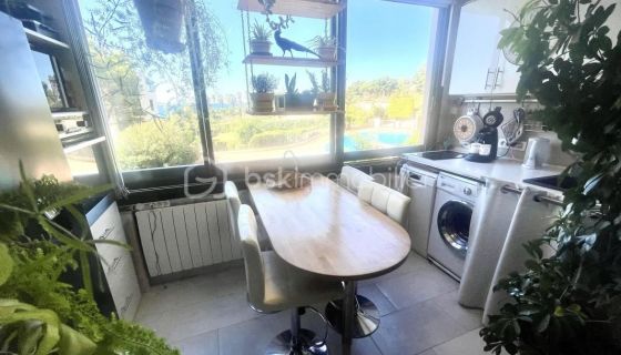 A louer APPARTEMENT T2 30 M2 VUE MER SIX FOURS LES PLAGES