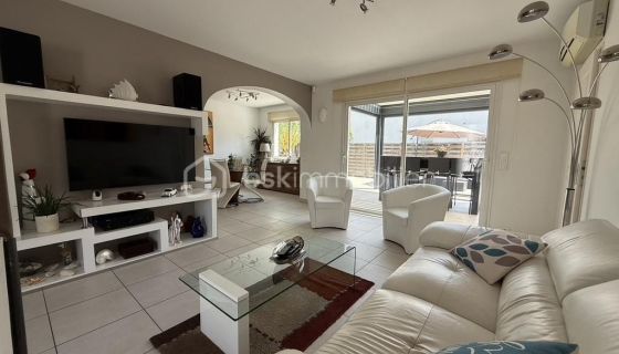 A louer MAISON  CONTEMPORAINE BORD DE MER SETE