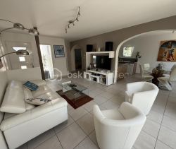 A louer MAISON  CONTEMPORAINE BORD DE MER SETE