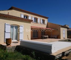 A louer MAISON  7 PIECES 210 M2  CANET