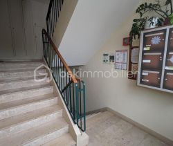 A louer APPARTEMENT T4 71 M2  FONTENAY LE COMTE