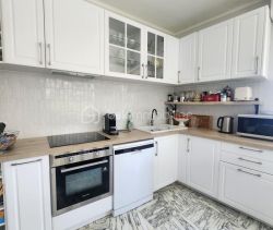 A louer APPARTEMENT T3 70 M2 BORD DE MER NICE