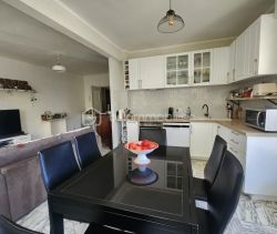 A louer APPARTEMENT T3 70 M2 BORD DE MER NICE
