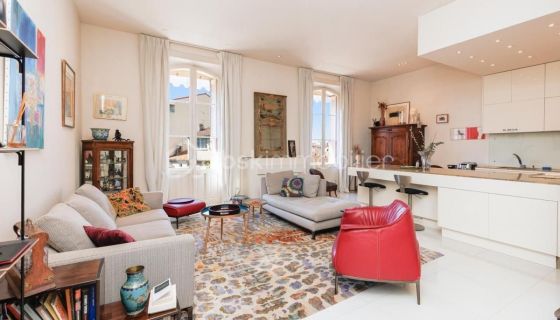 A louer APPARTEMENT T3 97 M2 BORD DE MER CANNES