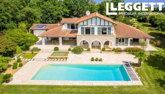 A louer MAISON  9 PIECES 390 M2 PLAGE à PIED ARCANGUES