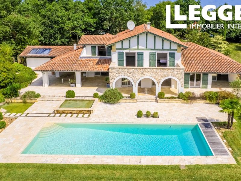 A louer MAISON  9 PIECES 390 M2 PLAGE à PIED ARCANGUES