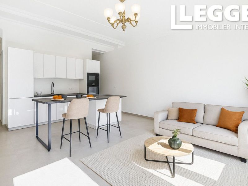A louer APPARTEMENT T3 60 M2 BORD DE MER NICE