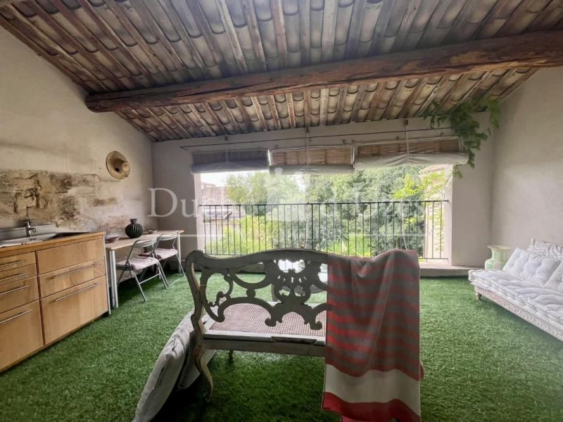 A louer LOFT  3 PIECES 110 M2  UZES