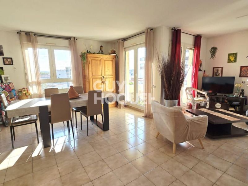 A louer APPARTEMENT T3 79 M2 TERRASSE  MONTPELLIER