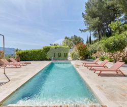 A louer MAISON  D'ARCHITECTE  ROQUEVAIRE