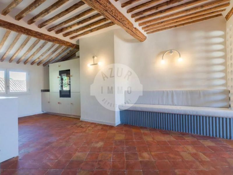 A louer APPARTEMENT T3 65 M2  AIX EN PROVENCE