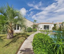A louer MAISON  CONTEMPORAINE BORD DE MER SAINT DENIS D OLERON