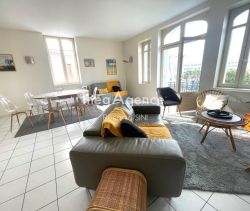 A louer APPARTEMENT T4 93 M2 BORD DE MER LES SABLES D OLONNE