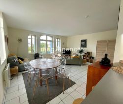A louer APPARTEMENT T4 93 M2 BORD DE MER LES SABLES D OLONNE