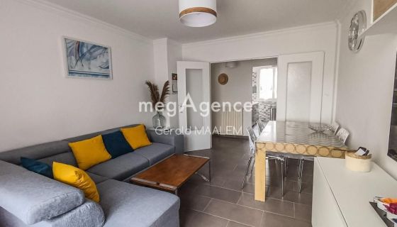 A louer APPARTEMENT T3 55 M2 BORD DE MER SAINT RAPHAEL