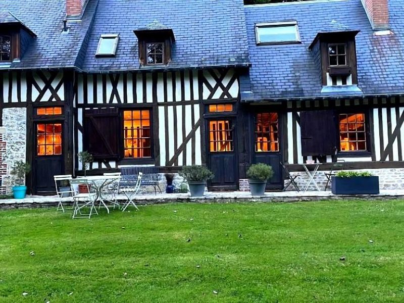 A louer MAISON  DE MAîTRE  ENGLESQUEVILLE EN AUGE