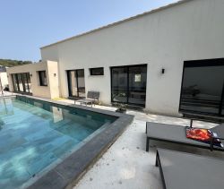 A vendre VILLA CONTEMPORAINE 163 M² PISCINE PROCHE PLAGES La Seyne-sur-Mer