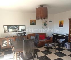 A louer APPARTEMENT T3 62 M2 TERRASSE  AUBAGNE