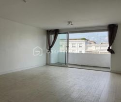 A louer APPARTEMENT T3 69 M2 BORD DE MER ROYAN