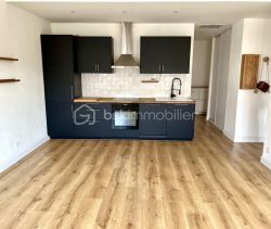 A louer APPARTEMENT T4 80 M2 BORD DE MER NICE