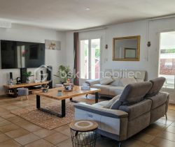 A louer MAISON  7 PIECES 155 M2 BORD DE MER SERIGNAN