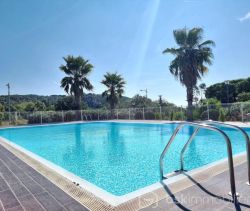 A louer STUDIO  28 M2 TERRASSE BORD DE MER LE CANNET