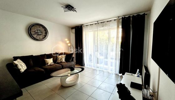 A louer APPARTEMENT T3 60 M2 TERRASSE  AUBAGNE