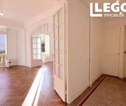 A louer APPARTEMENT T5 100 M2 BORD DE MER NICE
