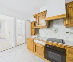 A louer APPARTEMENT T3 62 M2 BORD DE MER AJACCIO