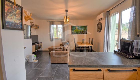 A louer APPARTEMENT T3 60 M2 BORD DE MER VALLAURIS