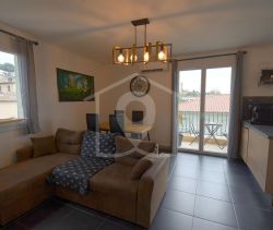 A louer APPARTEMENT T3 60 M2 BORD DE MER VALLAURIS