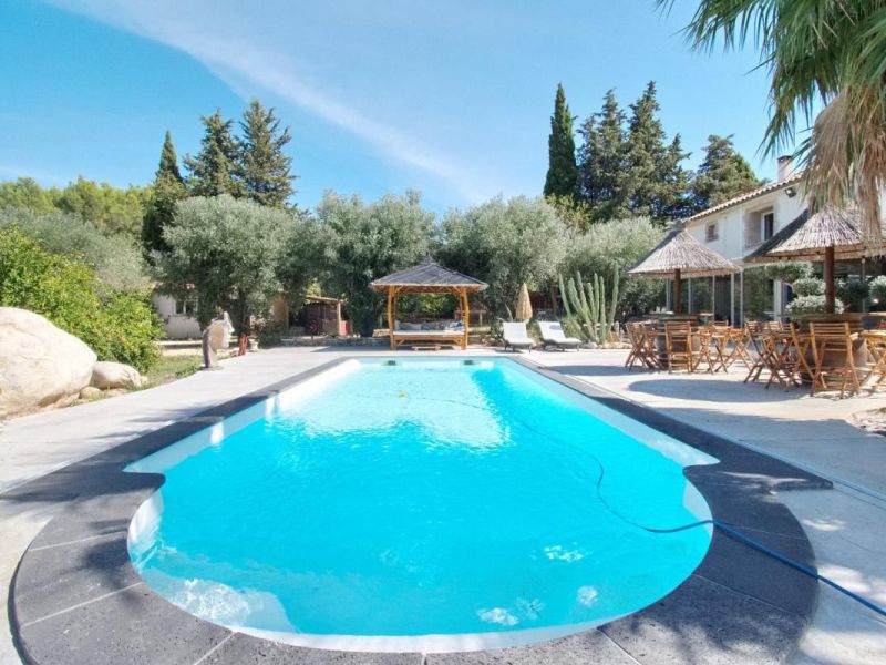 A louer MAISON  DE MAîTRE BORD DE MER MEZE