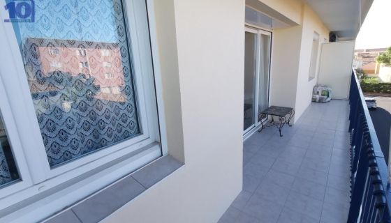 A louer APPARTEMENT T3 41 M2 TERRASSE BORD DE MER VALRAS PLAGE