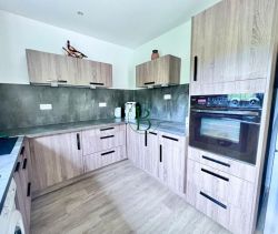 A louer MAISON  5 PIECES 92 M2  TAVERNES
