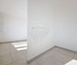 A louer APPARTEMENT DUPLEX NEUF  243 M2 TERRASSE  PERPIGNAN