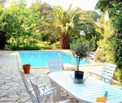 A louer MAISON  5 PIECES 164 M2 VUE MER FREJUS