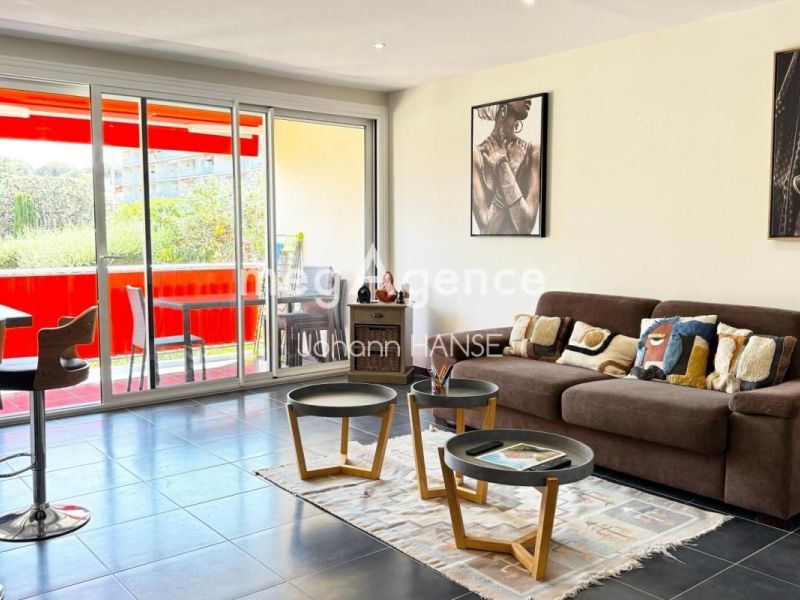 A louer APPARTEMENT T3 63 M2 TERRASSE BORD DE MER SAINTE MAXIME