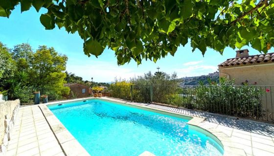 A louer MAISON  5 PIECES 134 M2 VUE MER CAGNES SUR MER