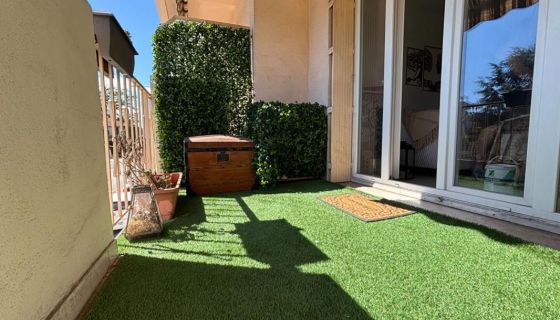 A louer APPARTEMENT T3 64 M2 TERRASSE BORD DE MER CAGNES SUR MER