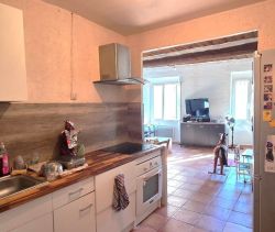 A louer APPARTEMENT T3 58 M2  AUBAGNE