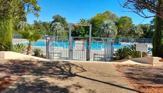 A louer APPARTEMENT T3 71 M2 TERRASSE BORD DE MER FREJUS