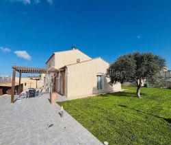A louer MAISON  DE MAîTRE  VILLELONGUE DE LA SALANQUE