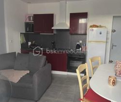 A louer APPARTEMENT T3 46 M2  PEZENAS